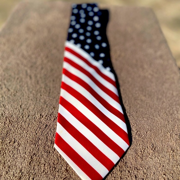 Classic Patriotic Tie - Picture 1 of 1